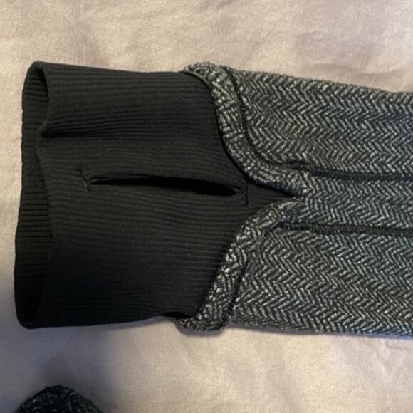 Lululemon Herringbone Base Runner 1/2 Zip Jacket size 8 - Picture 8 of 8